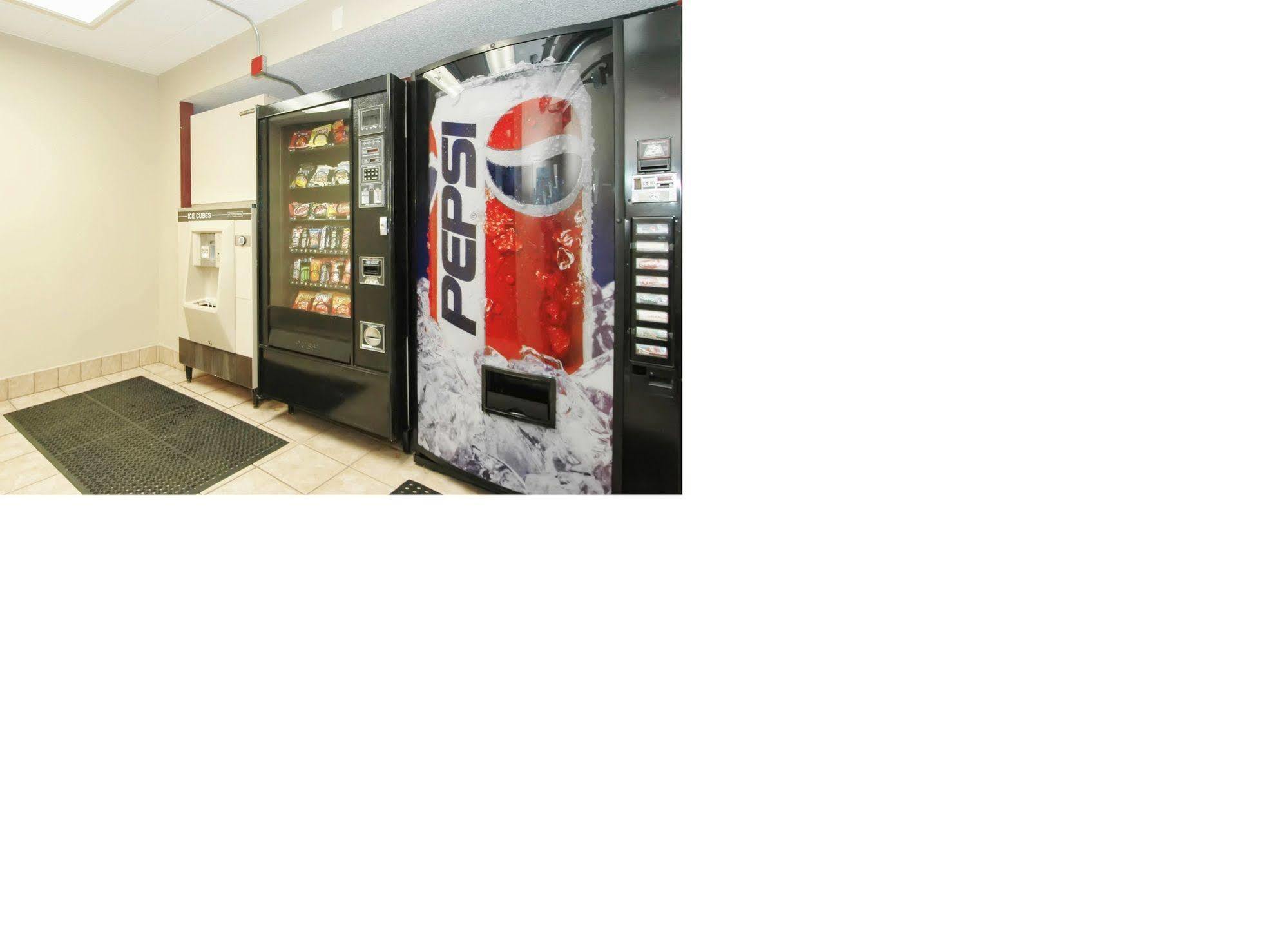 Red Roof Inn Buffalo - Hamburg/ I-90 Ngoại thất bức ảnh